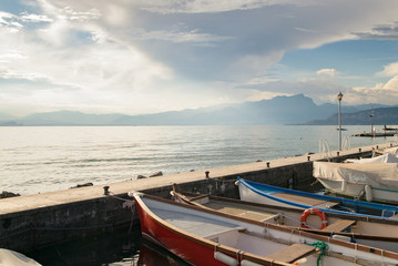 Naklejka na meble Small harbor on Lake Garda, Italy.