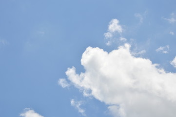 cloud on sky in sunshine day