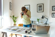 © Stock Rocket - Capture her work process