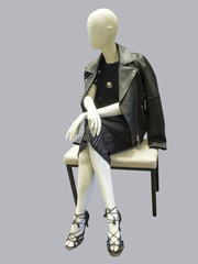 Sticker - Sitting female mannequin