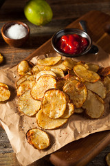 Wall Mural - Homemade Spicy LIme and Pepper Baked Potato Chips