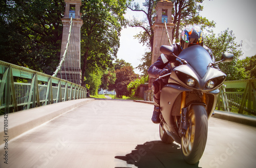 Obraz Dibond Szybka jazda motocyklem