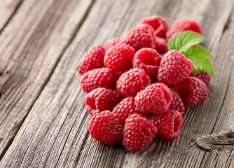 Wall Mural - Raspberry heap