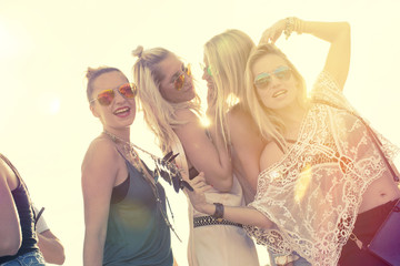 Wall Mural - girls on the beach party 