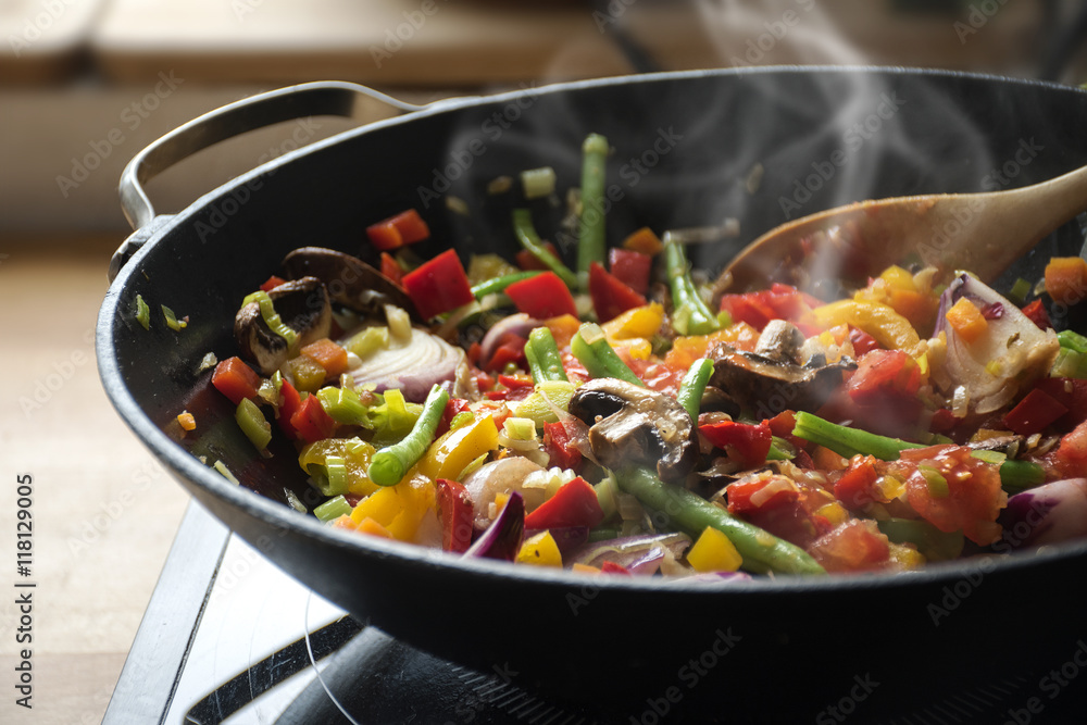 steaming mixed vegetables in the wok, asian style cooking  - obrazy, fototapety, plakaty 