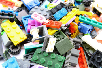 Pile of plastic toy bricks