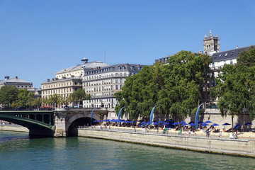 Canvas Print - Plage sur berge de la Seine à Paris.