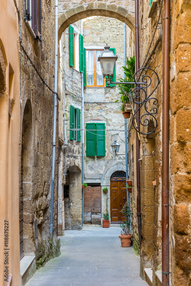 Alley in Italian old town Tuscany Italy - obrazy, fototapety, plakaty 