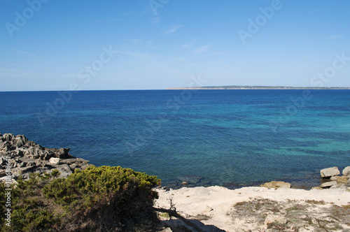 Formentera Isole Baleari Le Rocce E Lacqua Trasparente Di