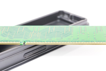 Random Access Memory (DDR RAM)