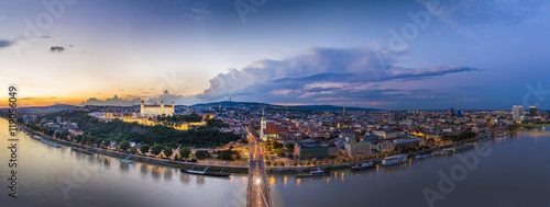 Photo Bratislava, Slovakia - Panoramic View with the Castle and Old Town at Sunset
