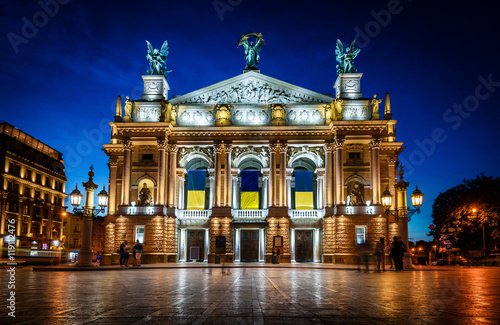solomiya-krushelnytska-state-academic-opera-and-ballet-theatre-in-lviv-ukraine