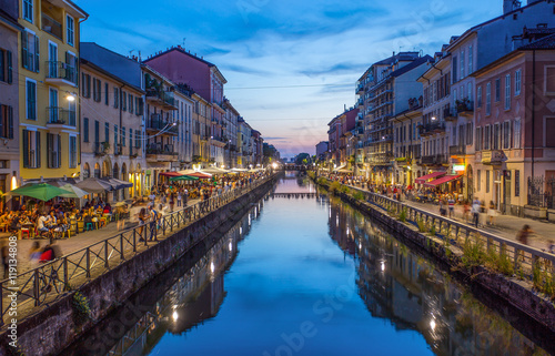 Fotografía Naviglio Grande canal in the evening, Milan, Italy
