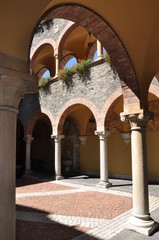 Wall Mural - Courtyard renaissance building with arcades and arches