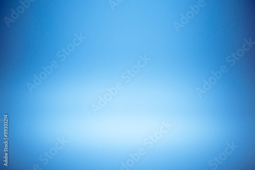 Fotografía Blue gradient abstract studio wall for backdrop design for product or text over