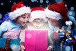 © 2xSamara.com - Kids open a magic present box