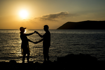 Wall Mural - Silhouette of the loving couple