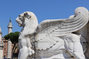 Statue du monument à Victor-Emmanuel II à Rome 