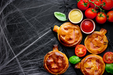 Jack-o'-Lantern vegetables ham snack patties for Halloween party