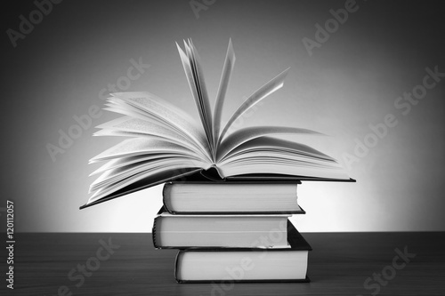 Libro Aperto Su Pila Di Libri Chiusi Buy This Stock Photo And Explore Similar Images At Adobe Stock Adobe Stock