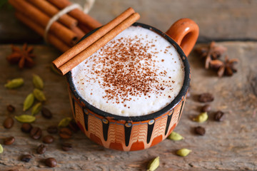 latte with cinnamon