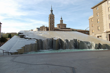 Wall Mural - Fountain in the form of a map of Latin America 