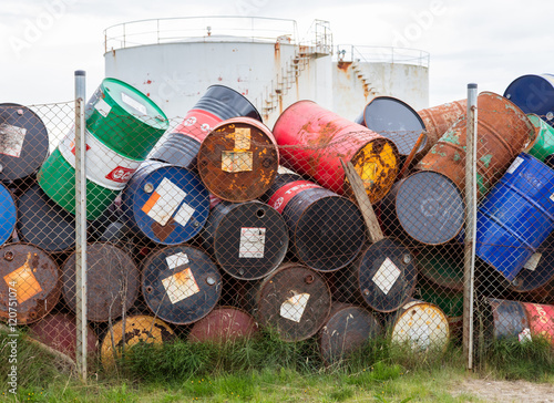 Photographie AKRANES, ICELAND - AUGUST 1, 2016: Oil barrels or chemical drums