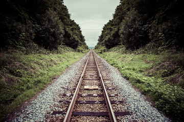 まっすぐな鉄道の線路