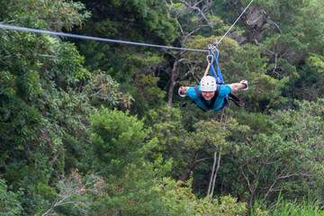 zip line canopy tours in costa rica