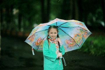 girl 6 years old Spring rain