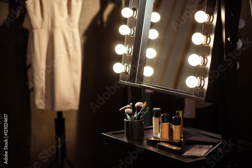 Fotografía Make-up products and dress backstage
