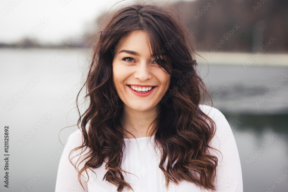 beautiful young girl with a clean fresh face close up Stock Photo ...