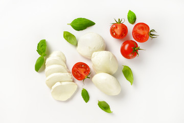 Canvas Print - mozzarella, tomatoes and fresh basil