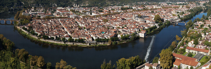 Panorama de Cahors depuis le mont Saint-Cyr - Lot - France