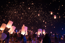 Lanterns At Rise Festival