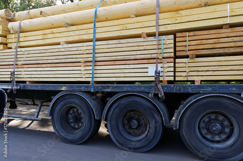 Fotografia  Camion transport bois