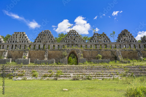ユカタン半島 マヤ遺跡のウシュマル遺跡 Foto De Stock Adobe Stock ユカタン半島 マヤ遺跡のウシュマル遺跡 Foto De Stock Adobe Stock