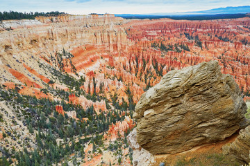 Sticker - Red sandstone hoodoos in Bryce Canyon National Park in Utah, USA