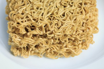 Dried instant noodles