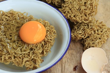 Sticker - Dried instant noodles