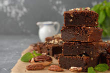Chocolate Brownies With Nuts