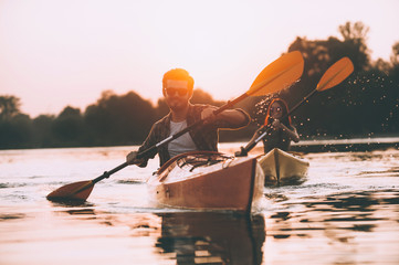 Canvas Print - River adventure.rounds