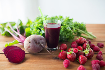 Wall Mural - glass of beetroot juice, fruits and vegetables