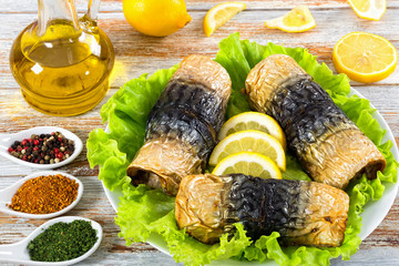 Poster - fillet of mackerel on lettuce leaves and lemon slices