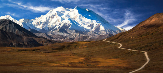 road to denali