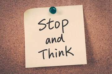 Sticker - stop and think