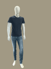 Poster - Male mannequin dressed in t-shirt and jeans