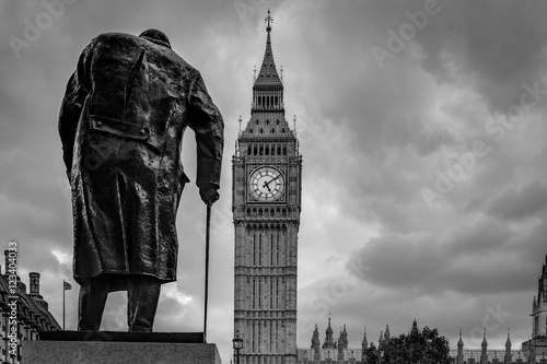Obrazy wieloczęściowe Winston Churchill na placu parlamentarnym i Big Ben