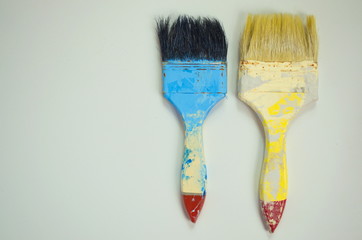 Paintbrush.
Use a brush for painting and paint a beautiful object.

