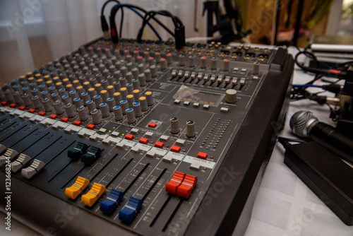 Dj Console Cd Mp4 Deejay Mixing Desk Ibiza House Techno Dance